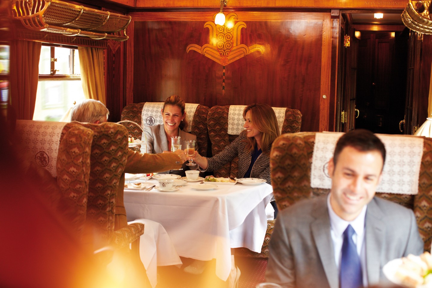 Belmond British Pullman Lunch Restaurant (PULL-LUN-59) ©Matt Hind ...